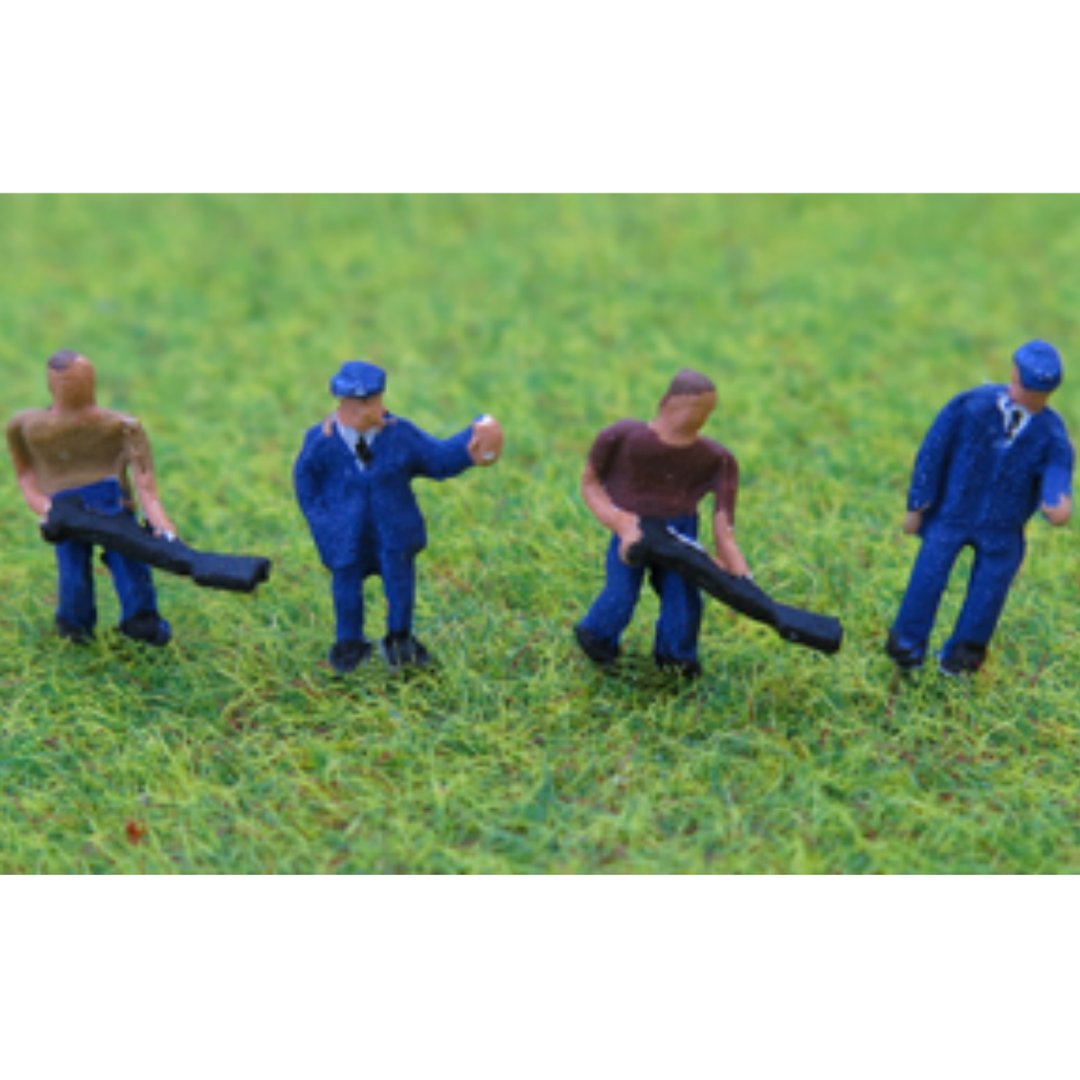 P&D Marsh PDX48 Painted Loco Crew - N Gauge Figures