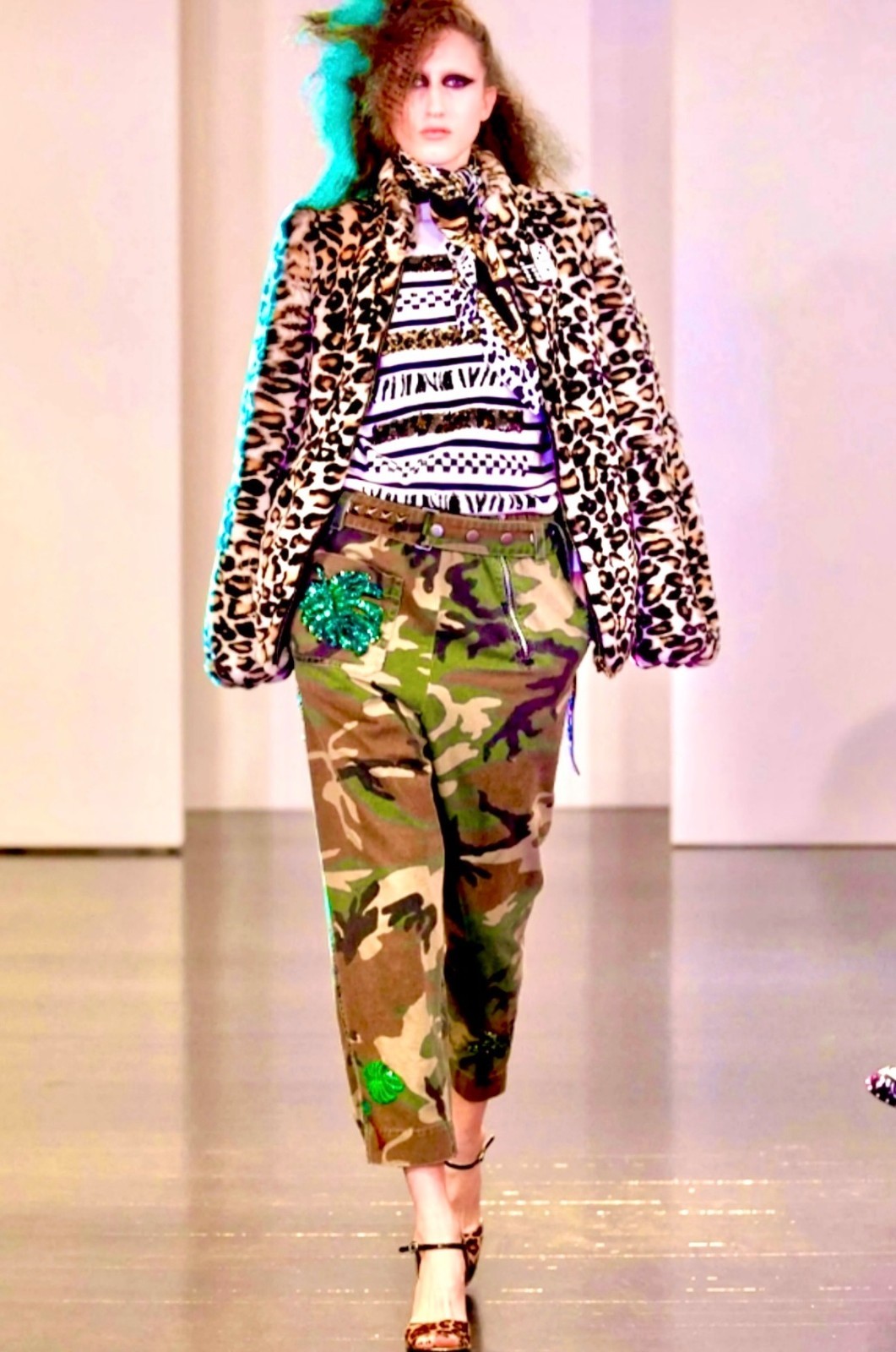 Marc Jacobs ASO Taylor Swift Reputation Camo Pants 2 4 6 Studded Belt Sequin S M image 4