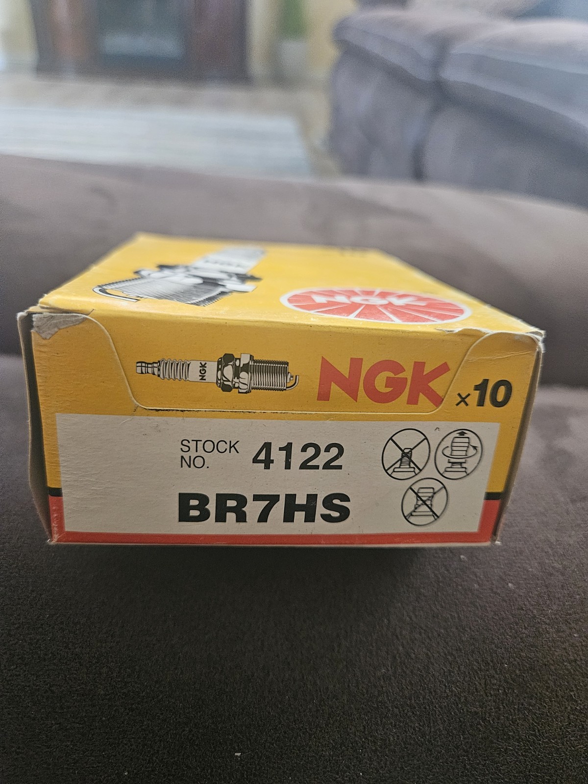 NGK 4122 Spark Plugs BR7HS 1 Case 10 Total Plugs New Individually Boxed. 