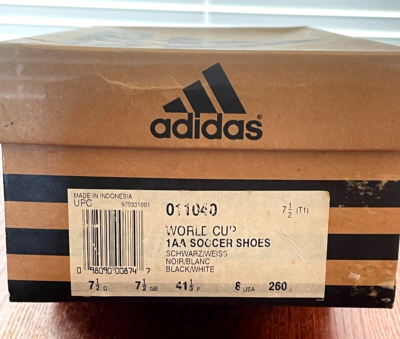World Cup, adidas screw-in cleats, kangaroo NIB US 8, VINTAGE 1997