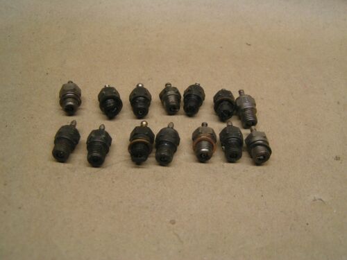 27 GLOW PLUGS, 13 NEW, O.S., TRAXXAS etc; 14 used in great shape..see pics - Picture 4 of 4