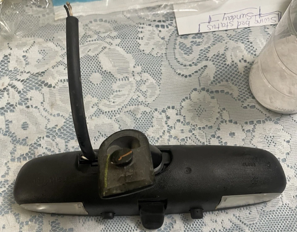 1999-04 Chevy Tracker Rear View Mirror Map Lights GM E11 015315 Pls.read - Image 4 of 4