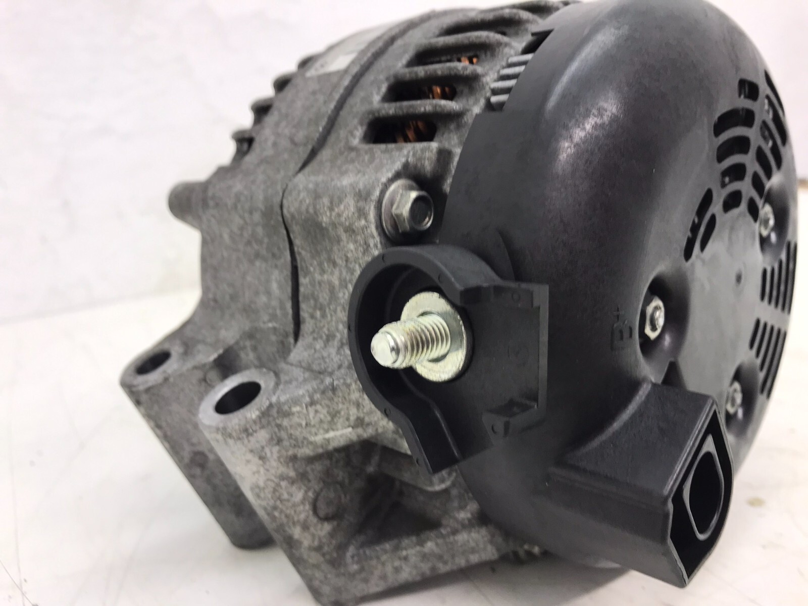 BMW M4 F82 2014 RHD Alternator Generator Motor 7848603 for sale 