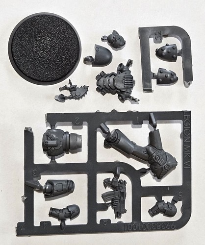 Games Workshop Warhammer 40K - Armi Speciali Mark VI Per Space Marine - Horus Heresy