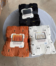NWT Costco Halloween Faux Fur Throw Blanket G...