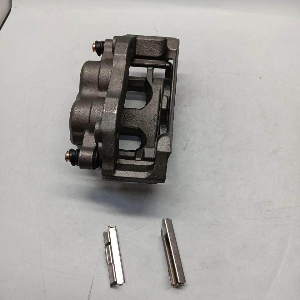 Задний левый пассажирский тормозной суппорт для заднего водителя Ford Expedition F250 1997-2002 - Изображение 4 из 4