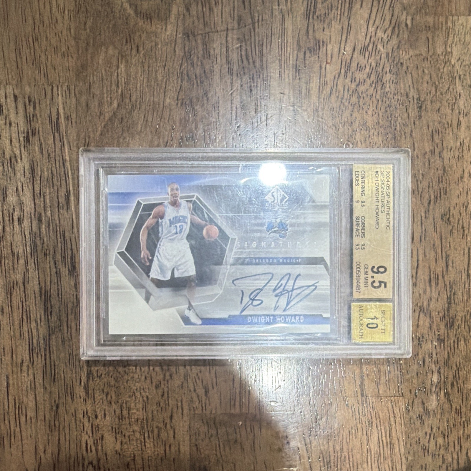 Upper Deck 2004-05 SP Authentic SP Signatures Dwight Howard SP-DH BGS 9.5