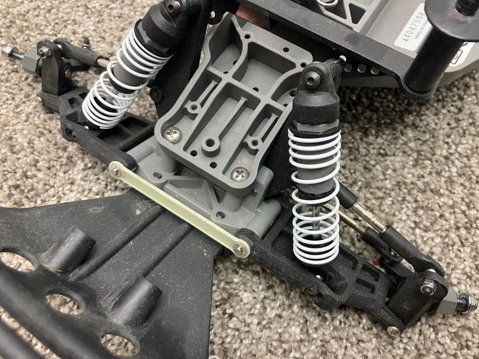 Traxxas Slash 2WD Slider - Image 3 of 4