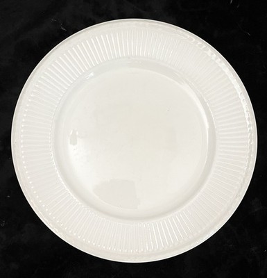 ONE 10-3/8'' Dinner Plate -  EDME (Plain Ivory) Wedgwood of Etruria & Barlaston