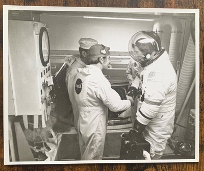 Vintage NASA Foto - Apollo 17 Eugene Cernan Pre-Launch 1972