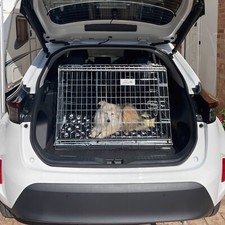 PET WORLD TOYOTA | Yaris Cross Excel - Sloping Dog Crate for Car - Easy Install