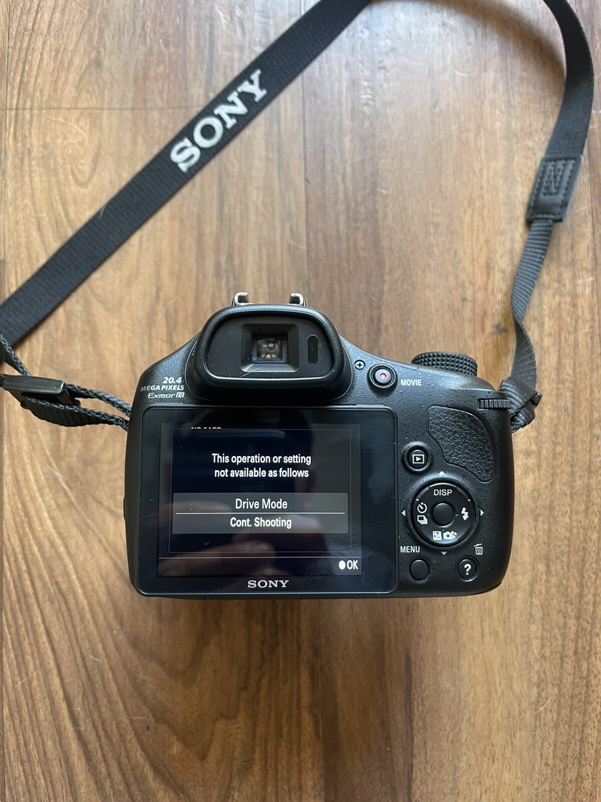Sony Cybershot DSCHX400 Digital Camera Black With Bag And Charger