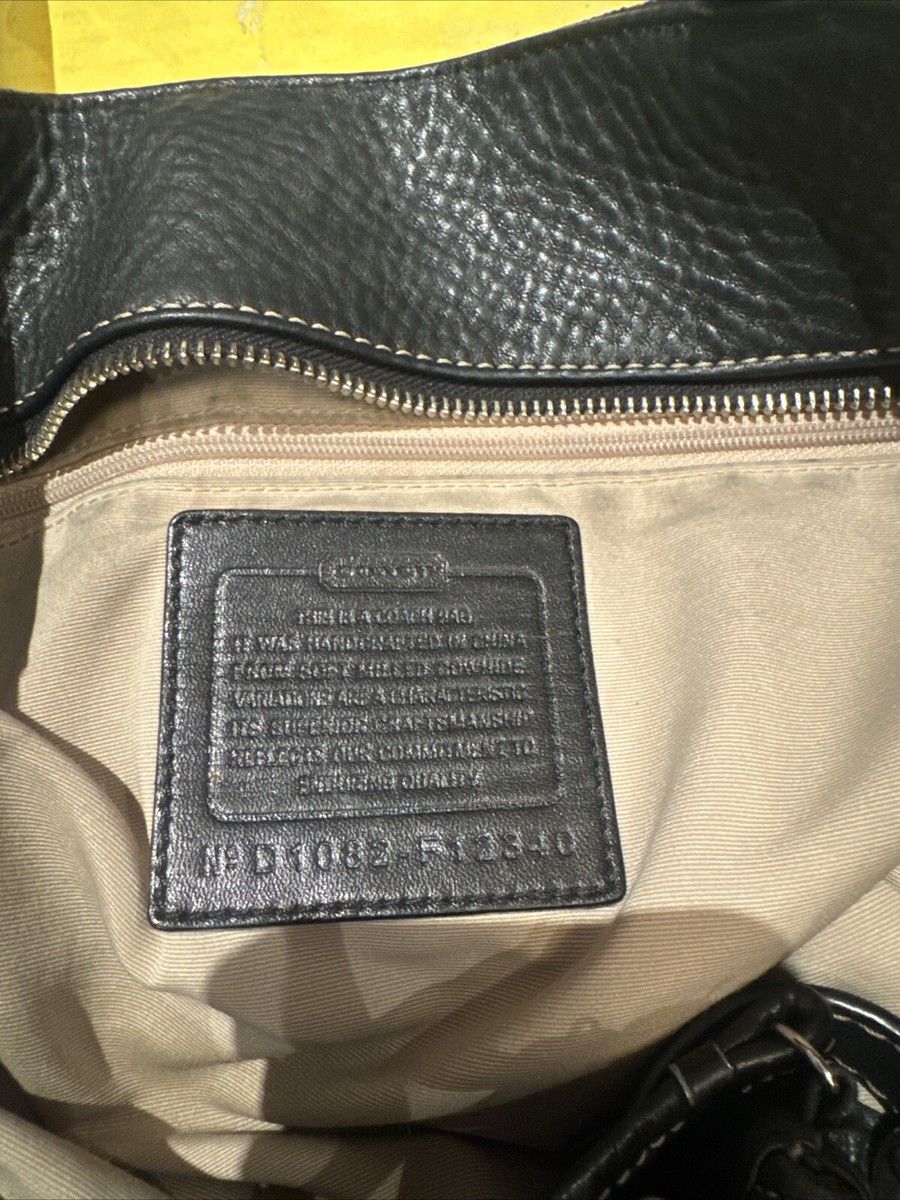 トートバッグ DENTRO Black Leather Radar Shoulder Bag DENTRO Radar Leather Shoulder Bag | Black | FARFETCH JO