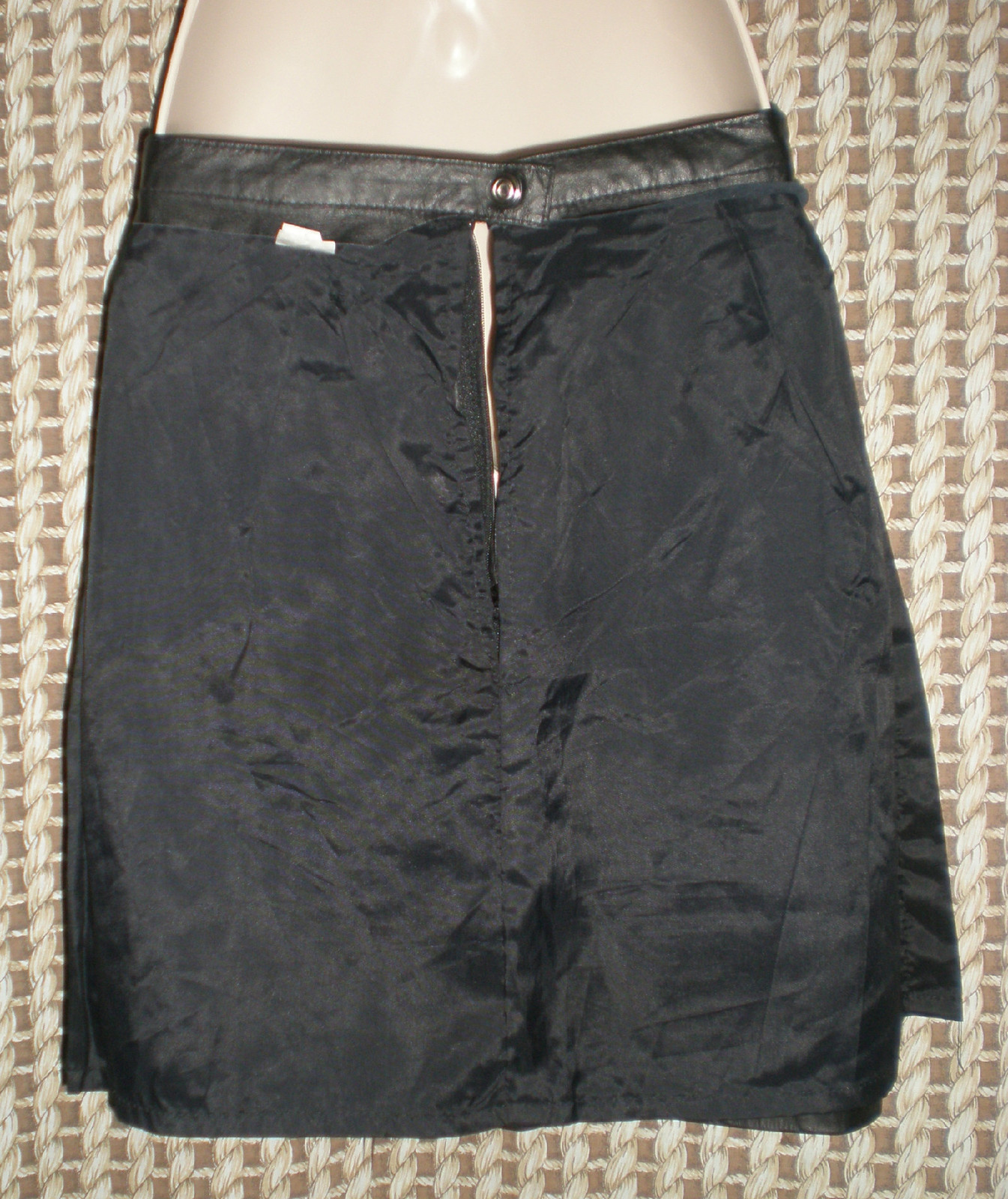 Picture 4 of 6