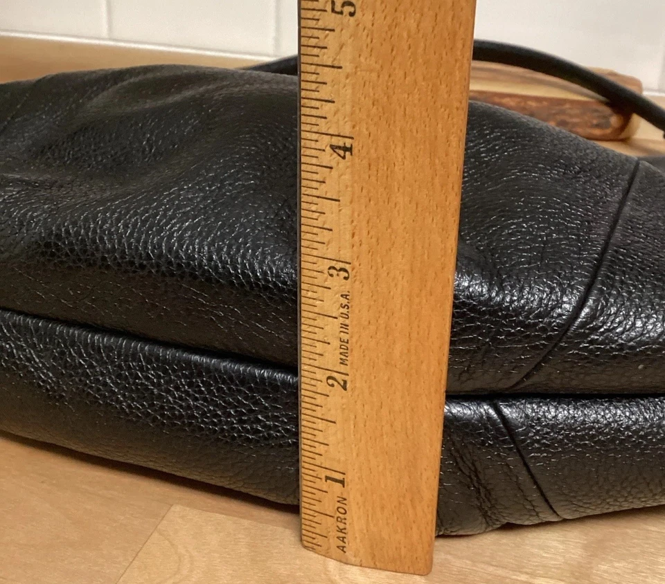 Vintage Clarks Black Genuine Leather Purse Boho Hobo Shoulder Bag Handbag - Image 4 of 4