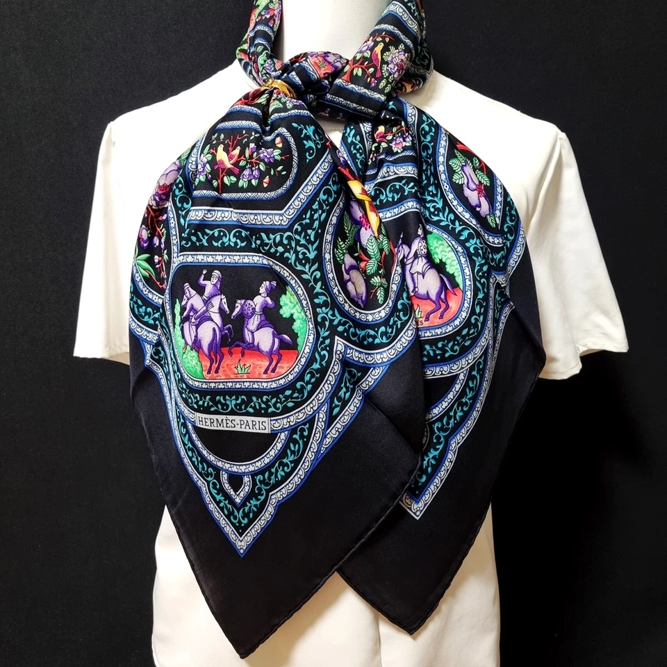 RARE VINTAGE HERMES Silk Scarf "QALAMDAN" Carre 90 by Catherine Baschet - Image 2 of 4