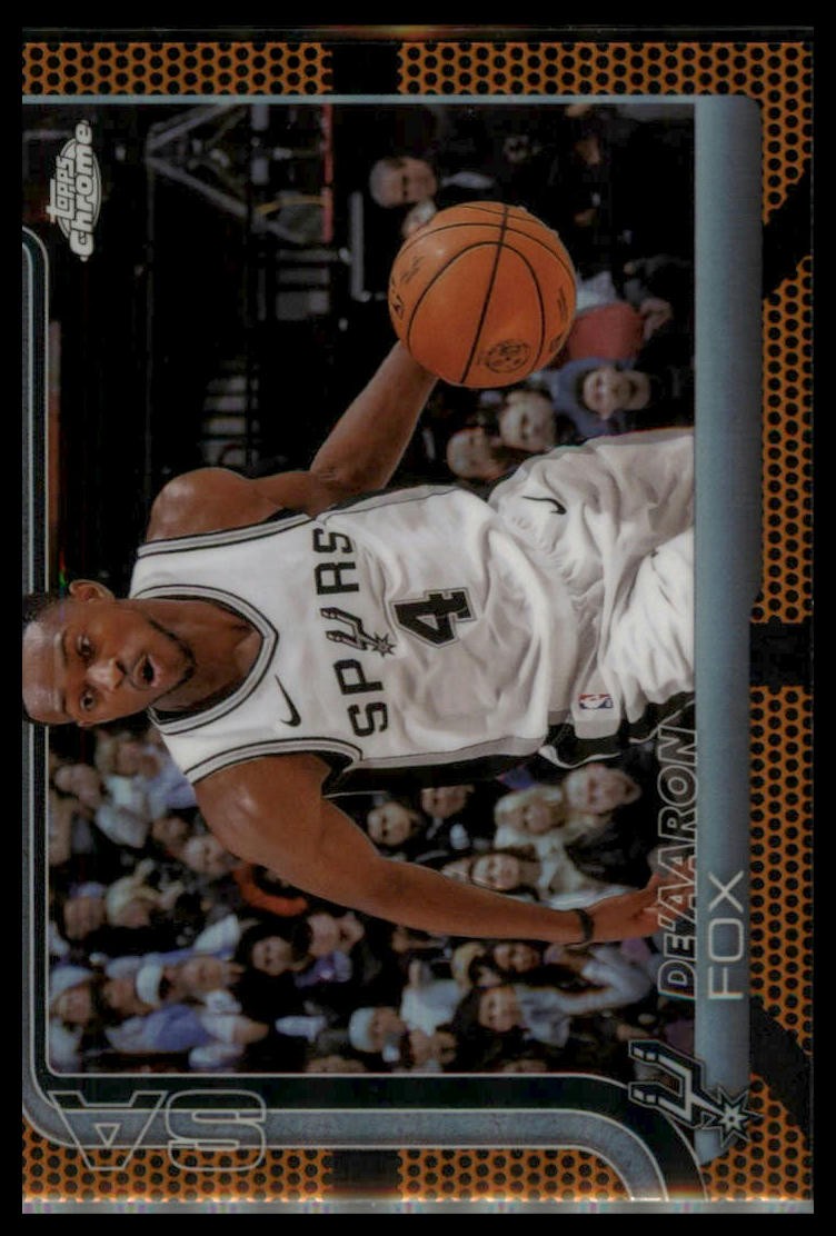 2025-26 Topps Chrome #233 De'Aaron Fox Basketball Refractor