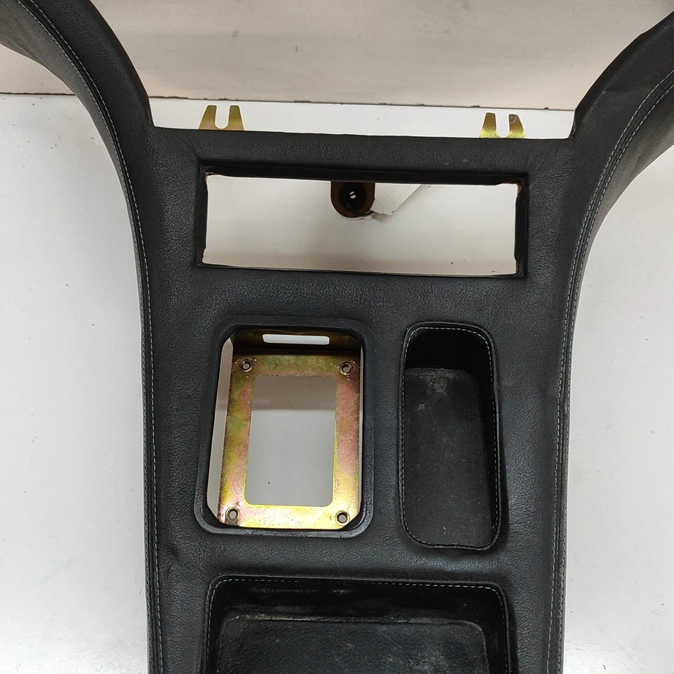 Ferrari 575M Maranello Center Console Trim 660850 LHD 2003 31318179 Foto 3 de 4