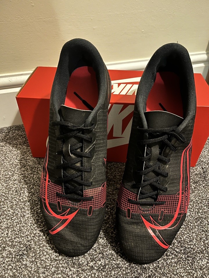 Nike Mercurial Vapor 14 TF Astro Football Boots Size UK 11.5 Black Red