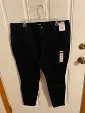 BRAND NEW WOMEN'S SIZE 18W PETITE TERRA  SKY BLACK SKINNY JEANS