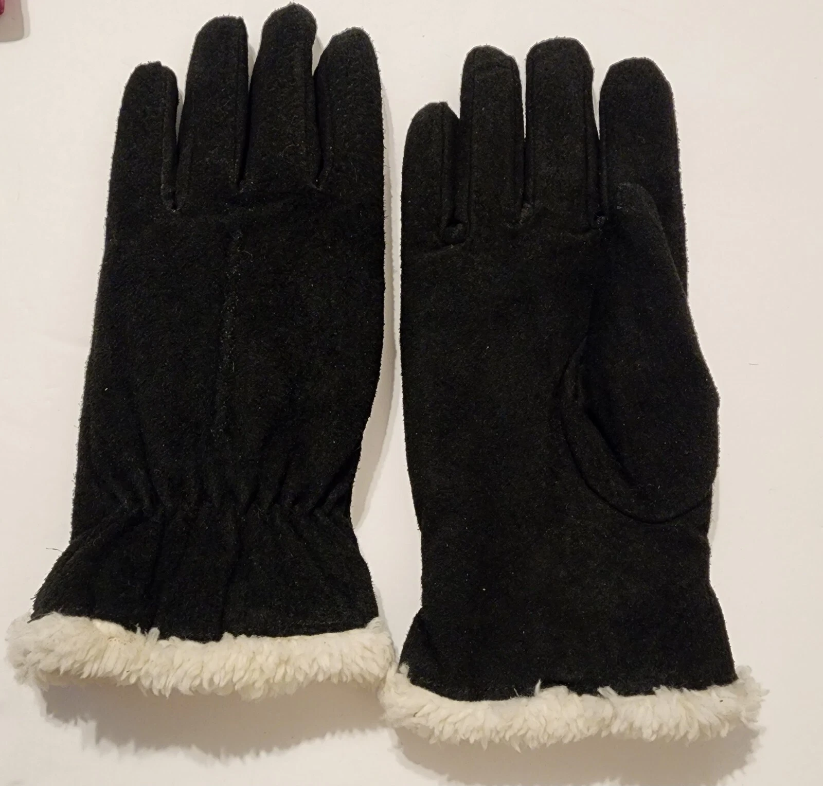 Womens Isotoners, Black Suede Gloves, White Faux Fur Lining size L, NEW