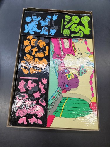 Vintage Walt Disney Mickey Mouse Colorforms Play Set. No 465. Made in NJ USA - Picture 2 of 11