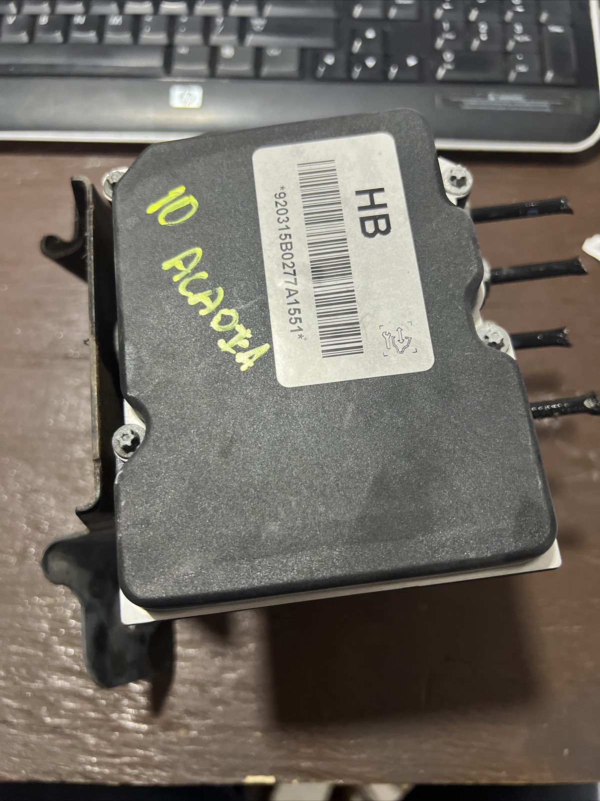20082011 Gmc Acadia Abs Pump Control Module BWJEY eBay