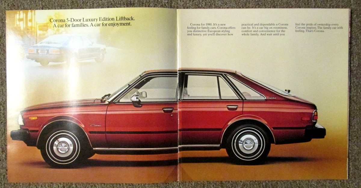 Vintage 1980 TOYOTA CORONA SALES BROCHURE CATALOG car auto Large