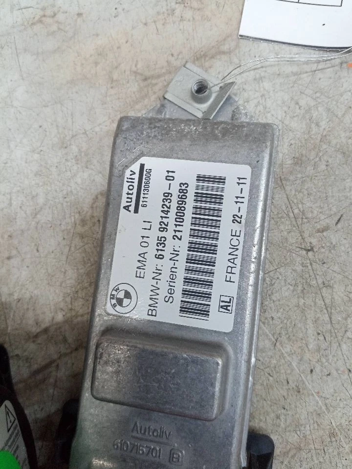 Used Front Left Seat Belt Front fits: 2012 Bmw 750I bucket driver retractor Fron Foto 2 de 4