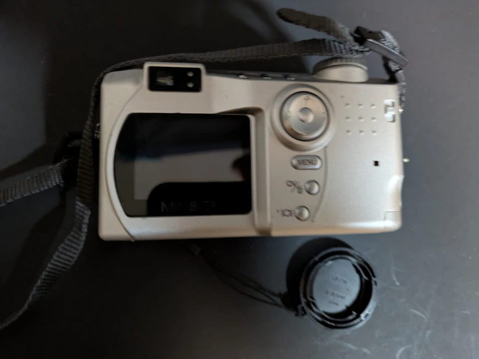 Minolta Dimage S414 4.0MP Digital Camera Silver - Image 3 of 4