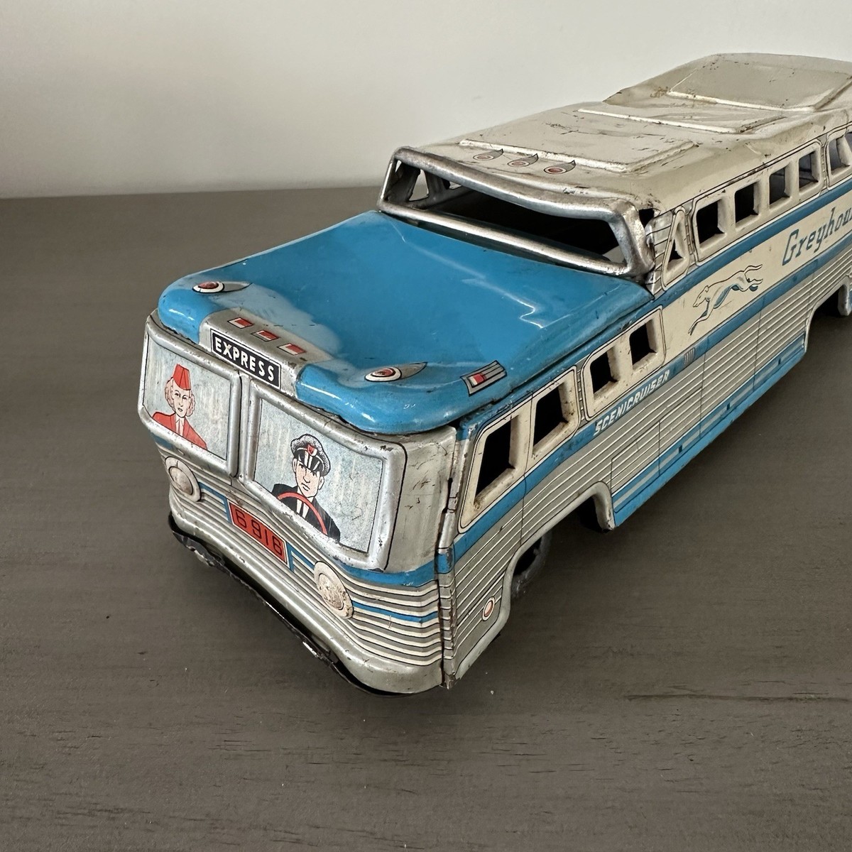 Vintage Greyhound Scenicruiser Bus 6916 Tin Toy 1950's Japanese