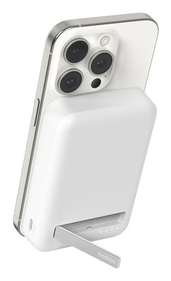 745883872145 Belkin BoostCharge Pro Kabelloses Aufladen Weiß Belkin