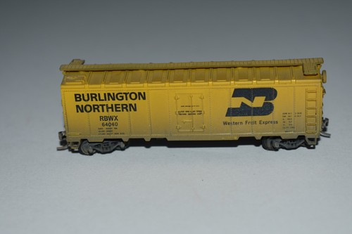 Carro de carga Kadee Burlington 40' escala N puerta única 64040 C55959 | Zustand: Used