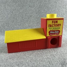 Vintage 1980s Play-Doh Fun Factory Toy Extruder Red Yellow Building Mold House