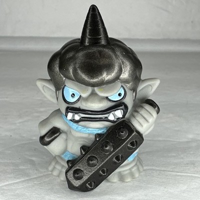 2016 Yokai Watch 2'' Platinos Platinum Oni Mini Finger Puppet Figure Bandai