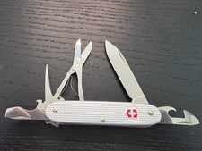 VICTORINOX Taschenwerkzeug PIONEER X Taschenmesser alox silber 0.8231.26