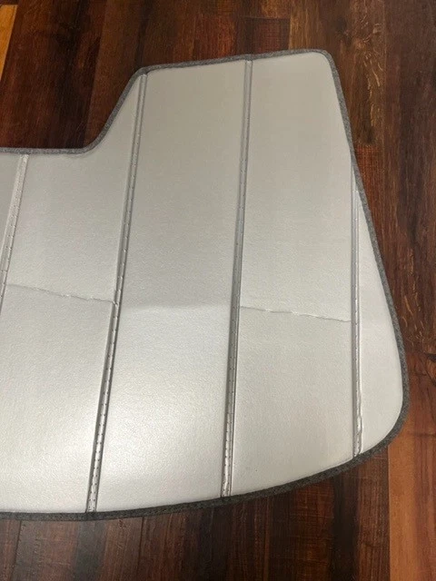 Protector solar CoverCraft plateado usado parasol ajuste personalizado protector térmico UV11061SV U Foto 4 de 4