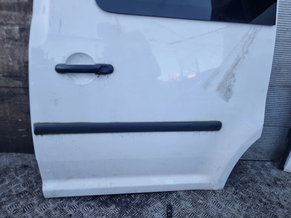 VOLKSWAGEN CADDY C20 DOOR SHELL NSM LEFT MIDDLE NSM 1.6L MANUAL PNAEL VAN 2012 - Image 3 of 4