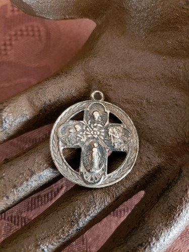 Vintage Sterling Silver I AM A CATHOLIC 