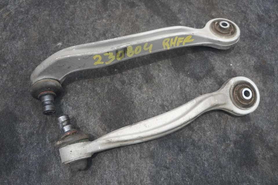 Set 2 Front Right Upper Control Arm 3W0407506 Bentley Continental GTC 2016 - Image 2 of 4