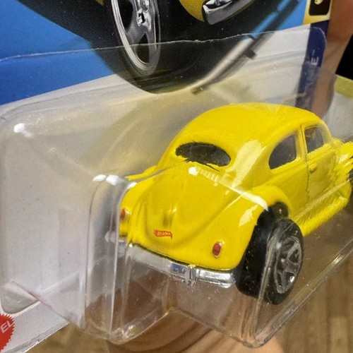 HOT WHEELS VOLKSWAGEN BEETLE BUMBLEBEE 2024 Series HW SCREEN TIME - Foto 5 di 6