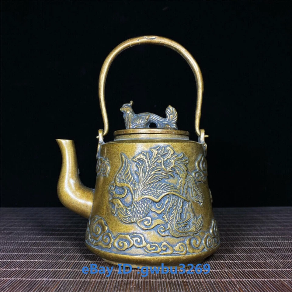 Tetera Phoenix tallada artesanalmente de latón antiguo Tíbet 23227 de colección Foto 2 de 4