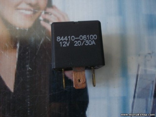 Kraftstoffpumpe relais Ssangyong Rexton 12V 20/30A 8441006100 84410 06100