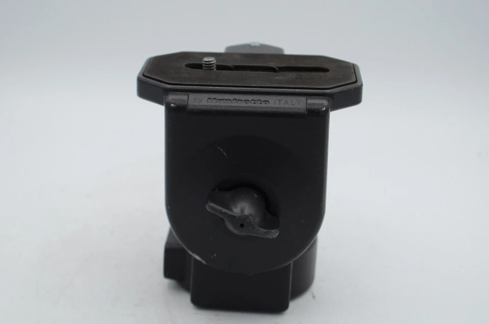 Manfrotto 128LP Micro Tilt/Pan Fluid Tripod Head (Without Pan Handle) - Image 3 of 4