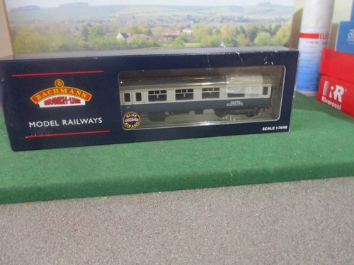 BACHMANN 00 BR MK2A HST ABSPERRFAHRZEUG BLAU/GRAU "ADB 975654" KAT NR.39-411Y | Zustand: Used