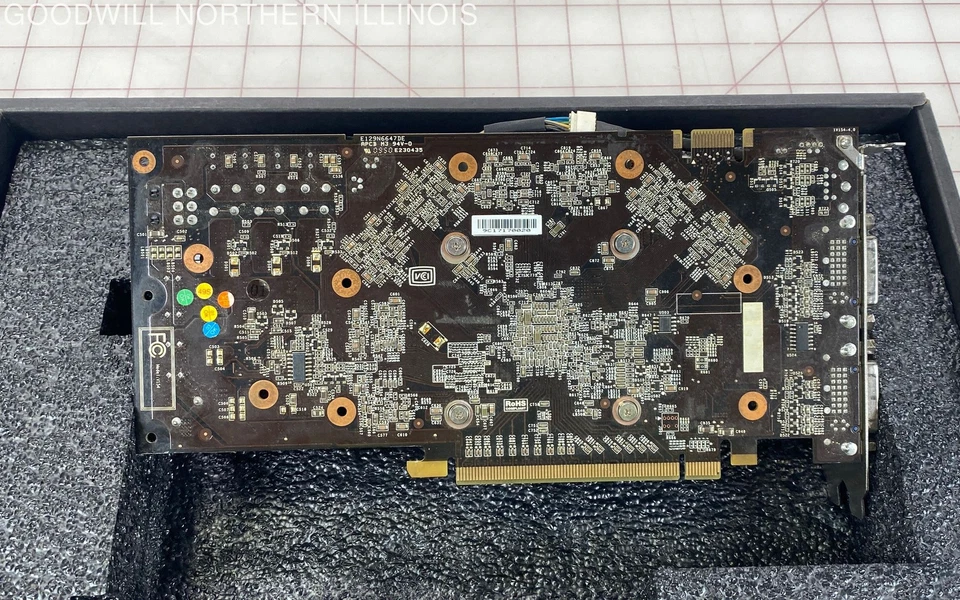 MSi NVIDIA GeForce GTS 250 1GB GDDR3 Twin Frozr Graphic Card - Image 2 of 4