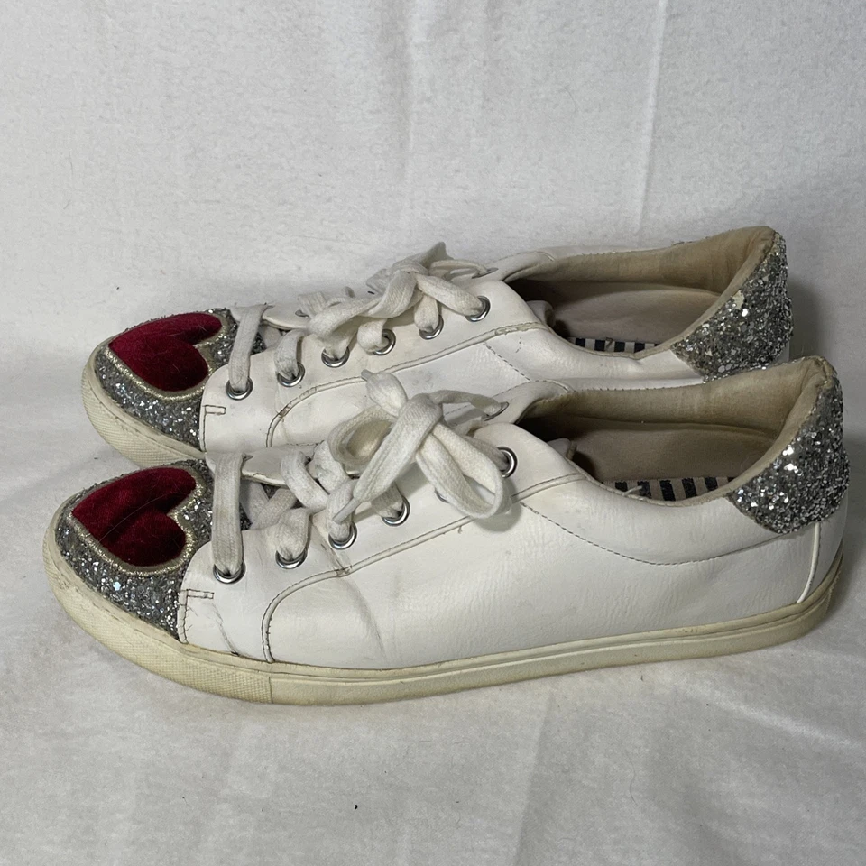 Zapatillas Betsey Johnson Blair Terciopelo Corazón Blanco Plata Brillo Con Cordones Talla 8 Foto 3 de 4