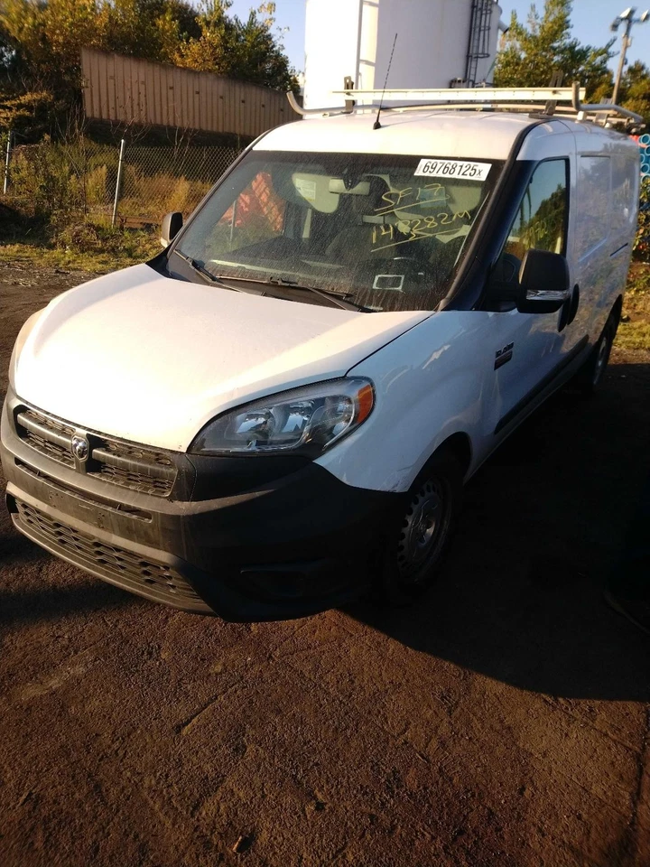 Used Front Right Seat Belt Front fits: 2017 Ram Promaster city bucket seat passe Foto 2 de 4