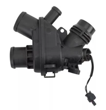TRQ Thermostat with Housing Assembly Fits 2017-2018 Jaguar F-Type 2017 XE XF