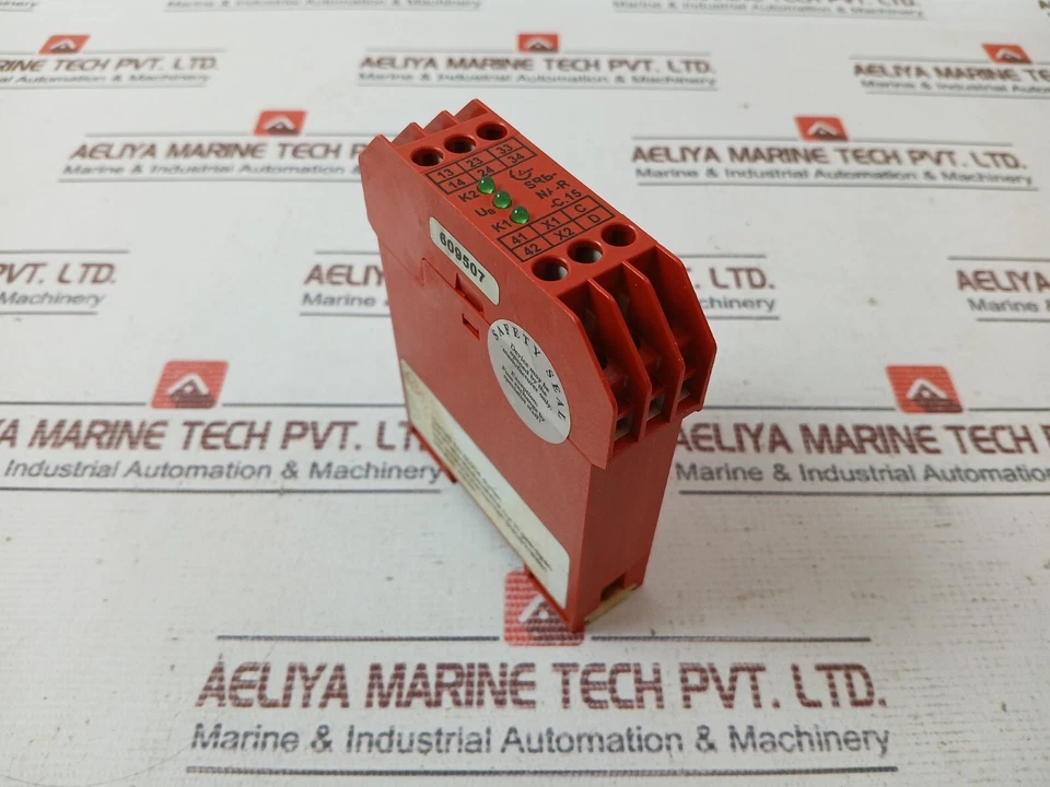 ELAN SRB-NA-R-C.15-24V Safety Controller 120MA 24 VDC 230V/6A - Image 3 of 4